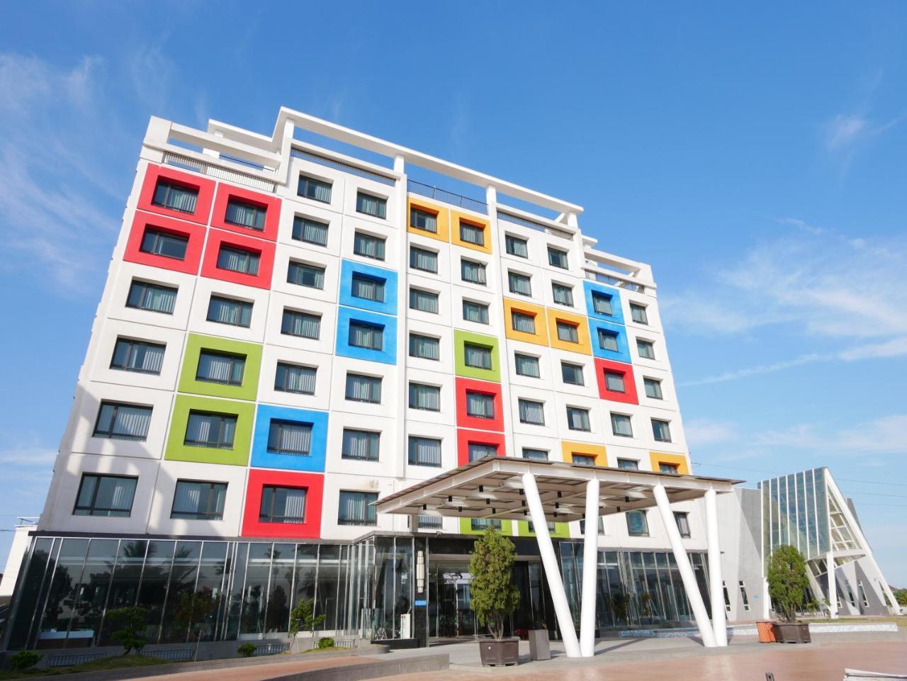 Larchotel Shanhua Eksteriør billede